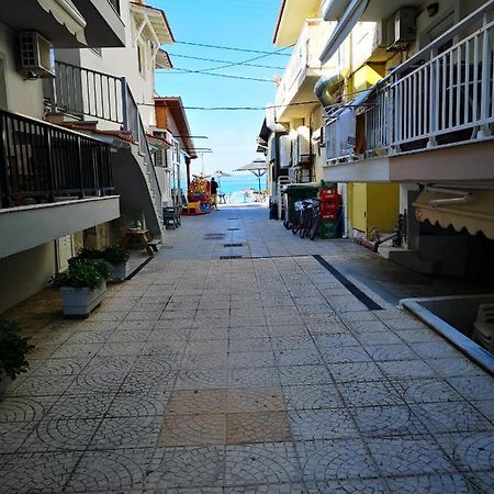 Hotel Gatos Beach Pefkochori Exterior foto