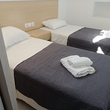 Hotel Gatos Beach Pefkochori Zimmer foto