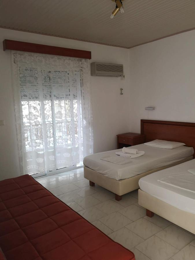 Hotel Gatos Beach Pefkochori Exterior foto